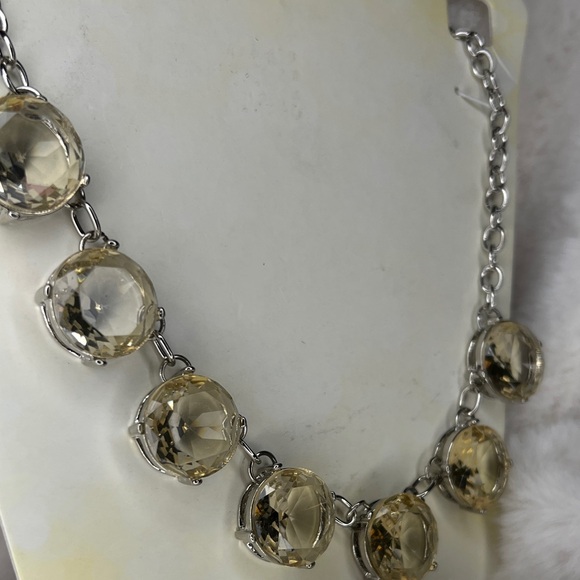 Erica Lyons Bold Gold and Silver Necklace - Picture 4 of 4